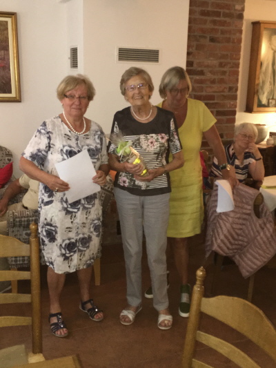 Hilde Lüken (2. Platz) mit Anita Germing und Ingrid Brust-Zuchiatti